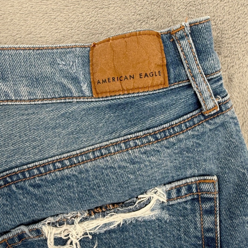American Eagle Highest Rise 90s Boyfriend Short Distressed Denim Blue Size 8 - Picture 8 of 12